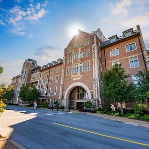 The Knight Center At Washington University